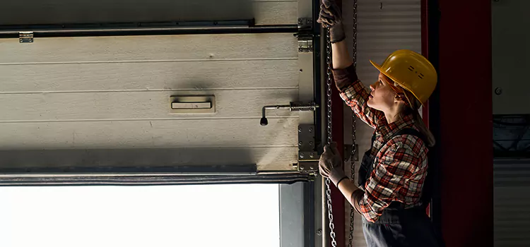 Addressing Common Garage Door Stoppage Issues in Opelika, AL